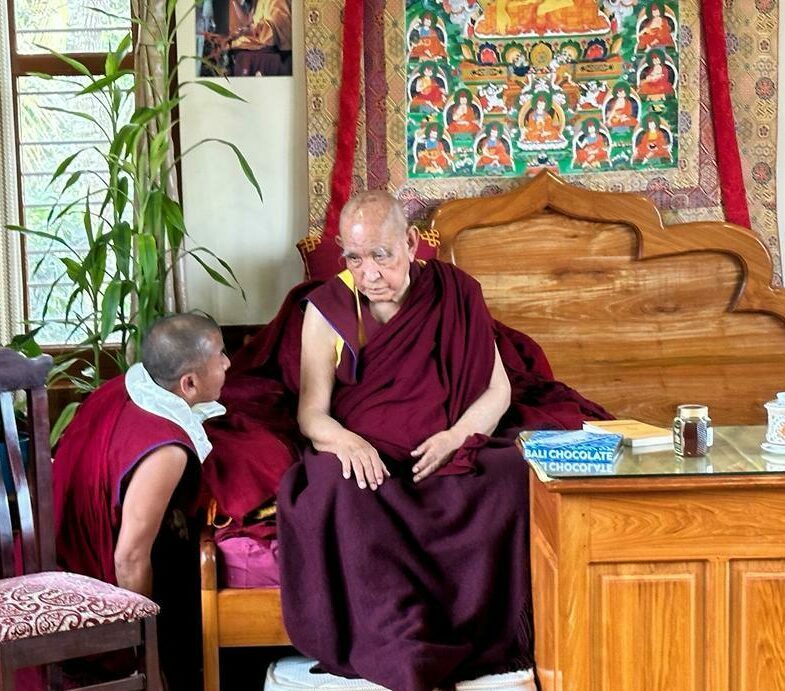 His Holiness Gaden Tri Rinpoche (center) in his room receiving the Tukdam Project team at his residence.