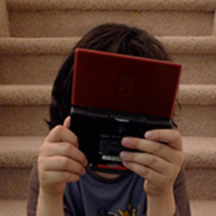 kid-gamer-photo-Rob-Blatt-Flickr-CC-WEB